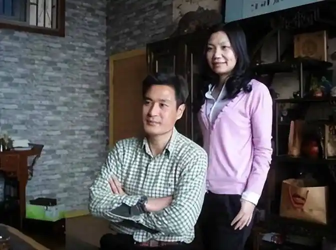 演员陈锐:80年代珠影红极一时的小生,再婚娶小妻子,前妻60岁再出圈