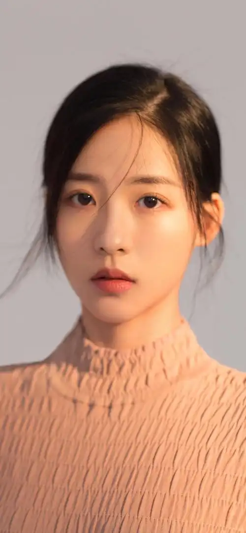 孙芮全面屏女明星壁纸