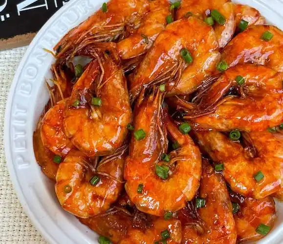 酸甜好吃的茄汁大虾做法,滋味浓郁,吃完不忘舔手指,一盘不够吃_酱汁