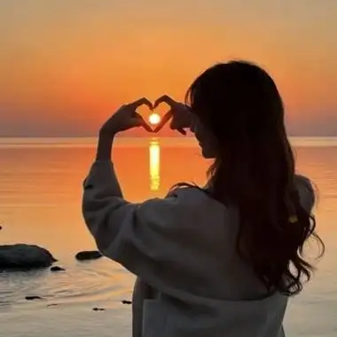 意境唯美超温柔的女生头像夕阳停不下来的只有时间