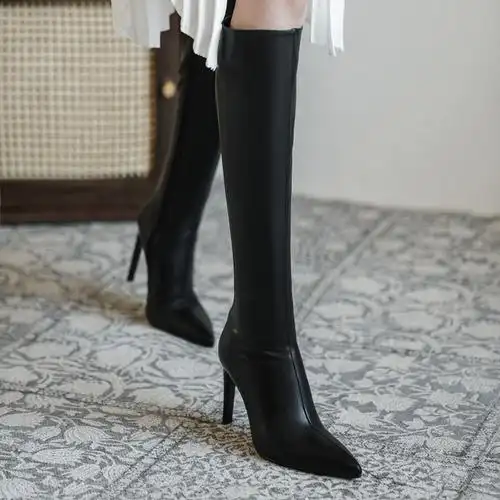 女士长靴女不过膝高筒靴2021秋冬季新款细跟高跟鞋尖头长筒靴大码