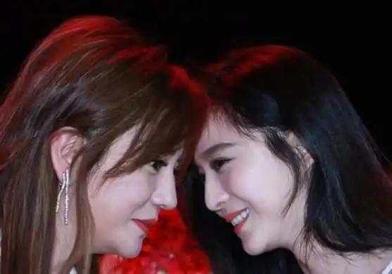 林心如真实人品曝光在赵薇范冰冰遭遇困境时她分别做了2件事