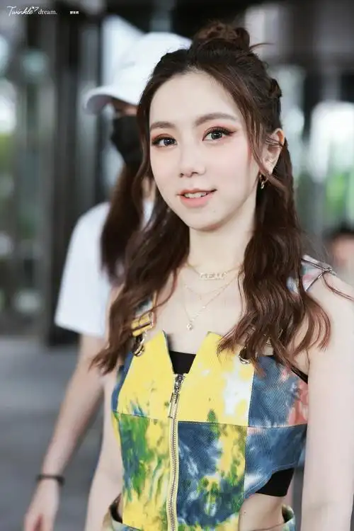 邓紫棋超话#邓紫棋0816生日快乐#【2021.8.4上班】土拨鼠尖叫!