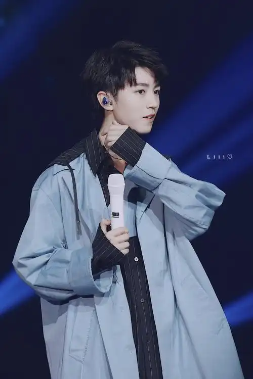 20170924 王俊凯十八岁成年礼 高清 图源cr.logo