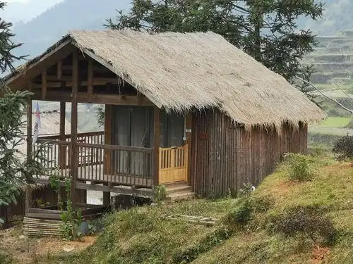 大山深处小木屋