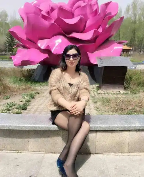 38岁离异女征婚照片(id:528025)_广东深圳征婚交友_我主良缘网