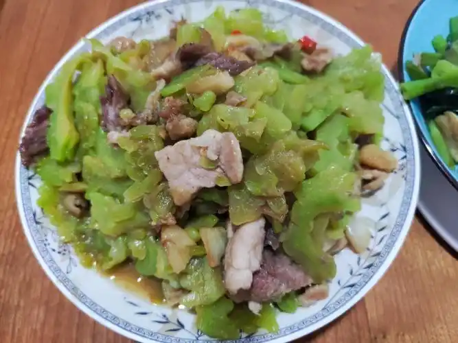 苦瓜炒肉我的最爱