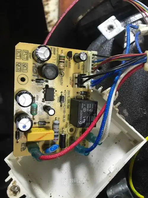 拆修苏泊尔电压力锅e0故障