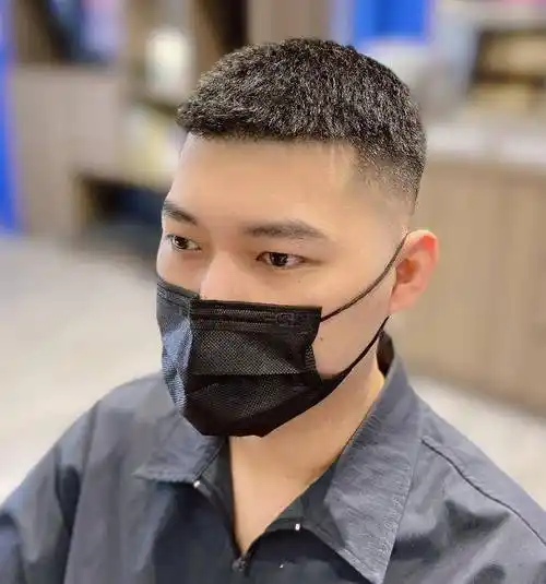 男生夏天别乱留长发,这3款清爽发型值得尝试,剪完干净显帅气_头发