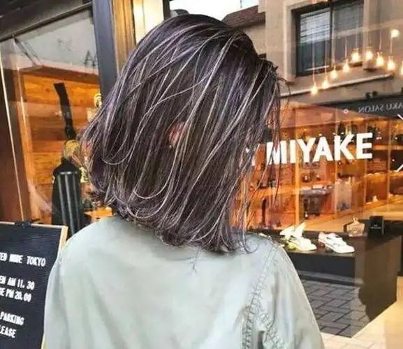 白发多适合什么发型