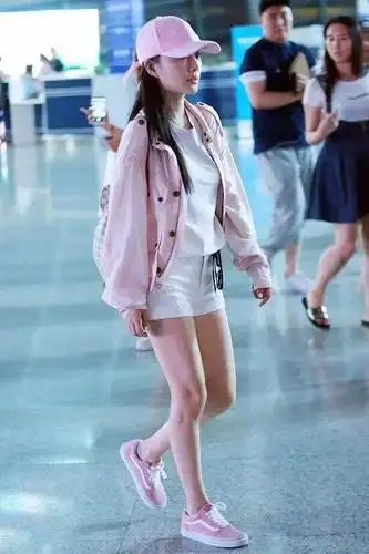 李小璐是不是以为别人对她的身高有误解