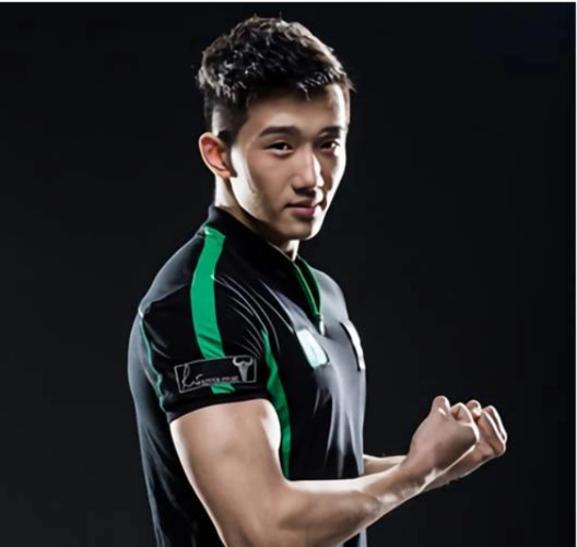 死亡宣告回应家暴问题:跟小时候经历有关,想把自己毁掉