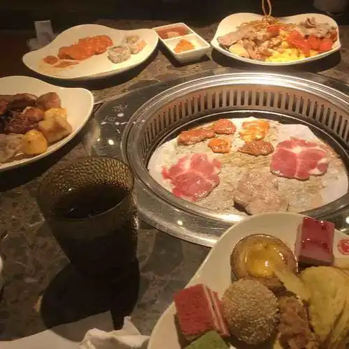 还不错 而且两个女生吃的也不多 本来就不饿 所以很多东西也没拿来尝