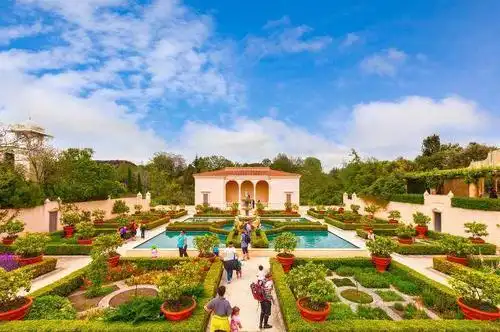 全世界最美的8个大花园,你的春天从看到这朵花开始