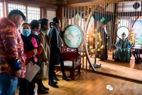 颤抖吧阿部探班游解密神秘片场感受剧组日常拍摄