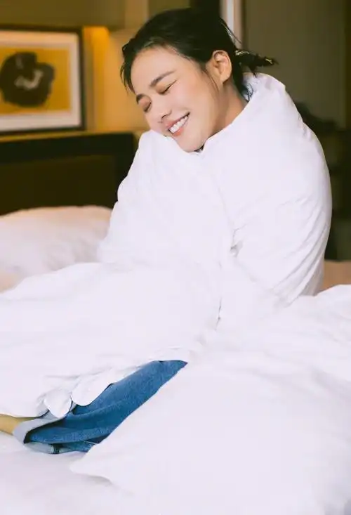 马思纯羊角辫造型曝光可爱可爱最可爱