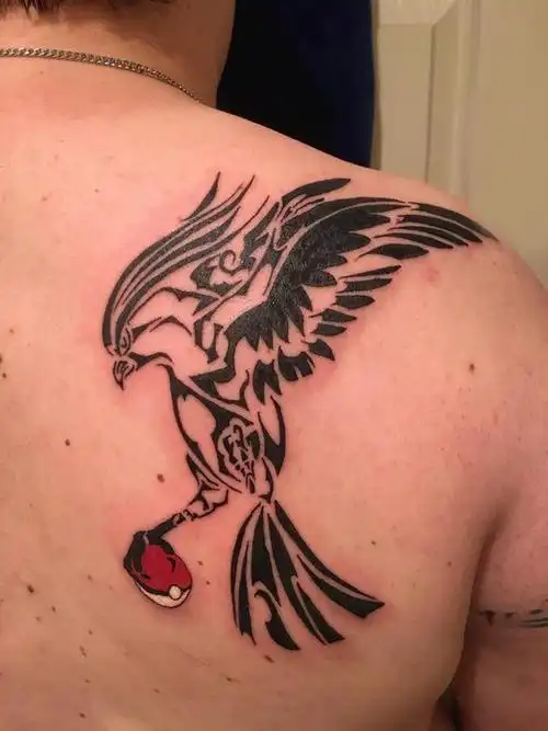 后背纹身男 男生后背上简单的神奇宝贝纹身图案