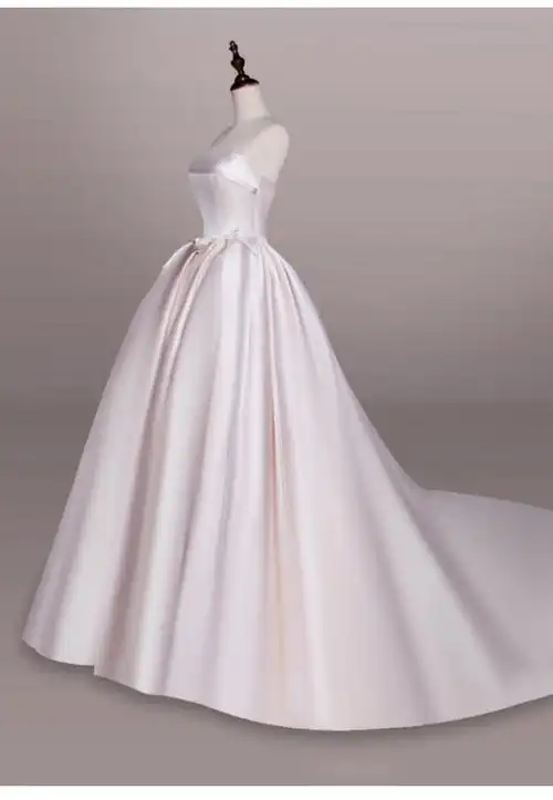 2021新款缎面抹胸拖尾婚纱 气质优雅婚纱 小蝴蝶结显瘦拖尾