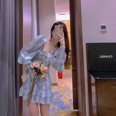 手机挡脸女生头像