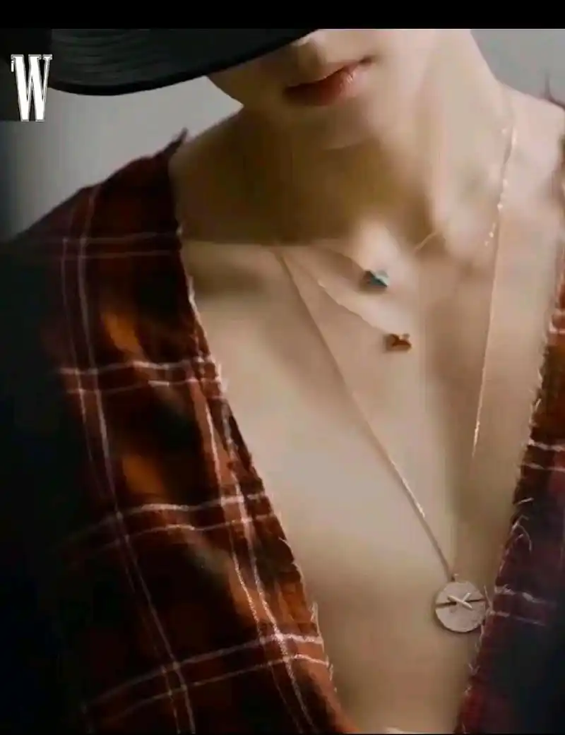 大漏腹肌,脸蛋天才车银优腹肌照来袭,让粉丝们直呼老公!