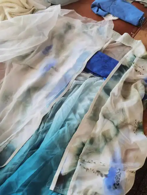 终于从布料变成衣服啦