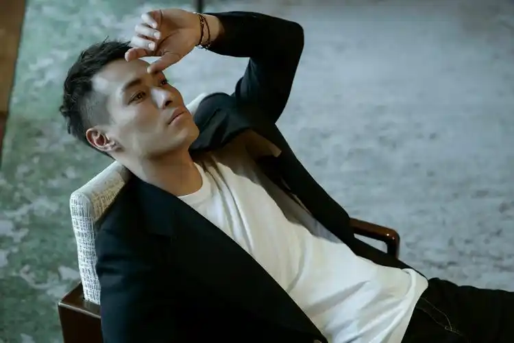 p>杨祐宁,1982年8月30日出生于中国台湾,中国台湾男演员.