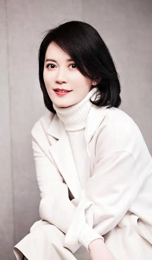 早些年,看过俞飞鸿的《小李飞刀》,剧中扮演"惊鸿仙子" 这个人物在