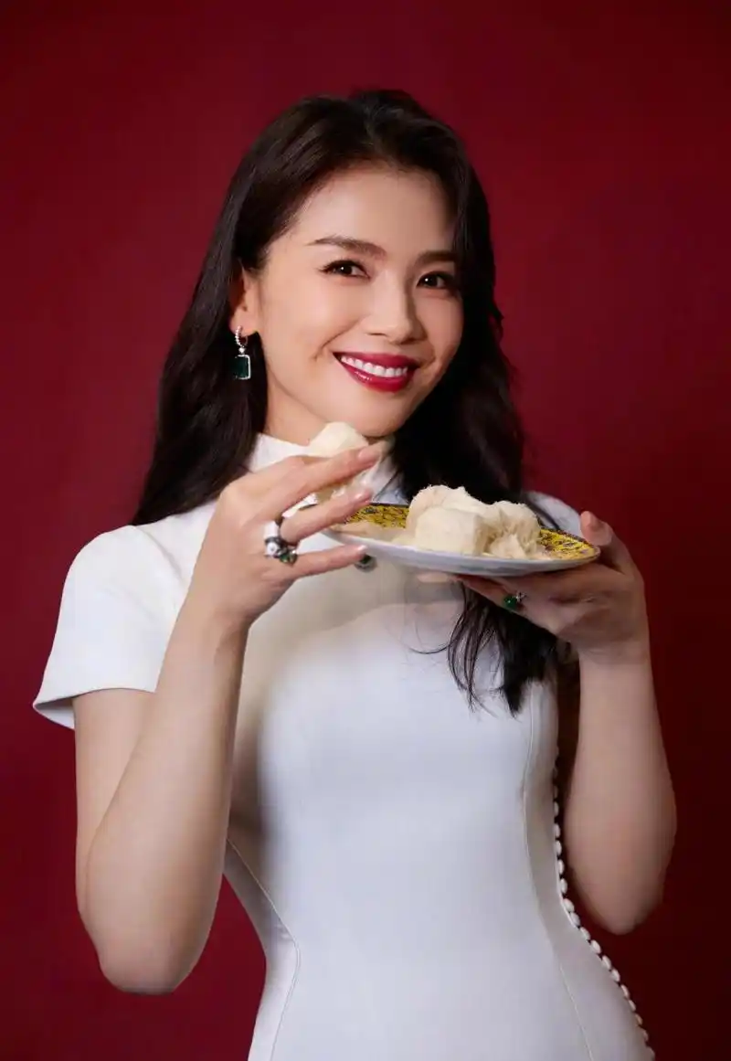 刘涛旗袍造型,身材好顶!