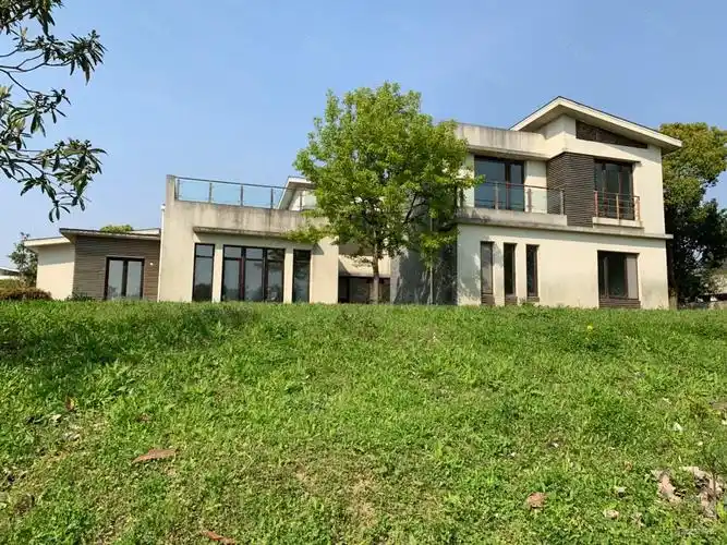 苏州太湖高尔夫山庄 一线湖景 带码头 占亩3亩 独栋别墅,太湖高尔夫