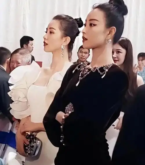 全程"梗脖子",台词硬挤,36岁刘诗诗带来85花"教科书"式演技|杨幂|倪妮