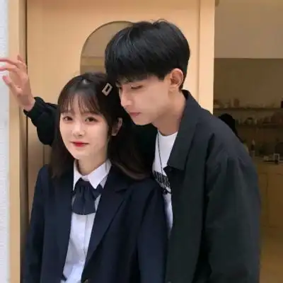 2022学生范青春情侣头像浪漫甜蜜一对