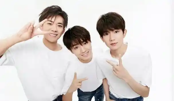 易烊千玺,王俊凯和王源,tfboys三子各美其美.