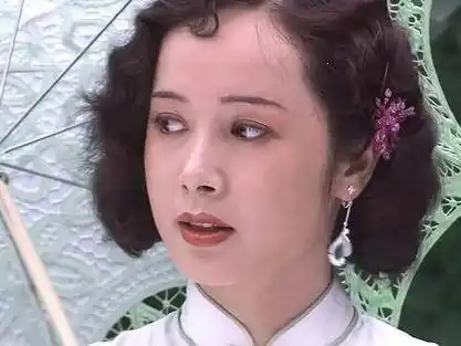 她坐红帐 面带浓妆  #蒋雯丽 #大宅门