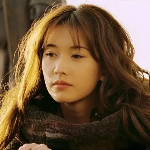 一些林志玲的头像,感觉也是公认的美女了,但是很少看到有把她当做头像