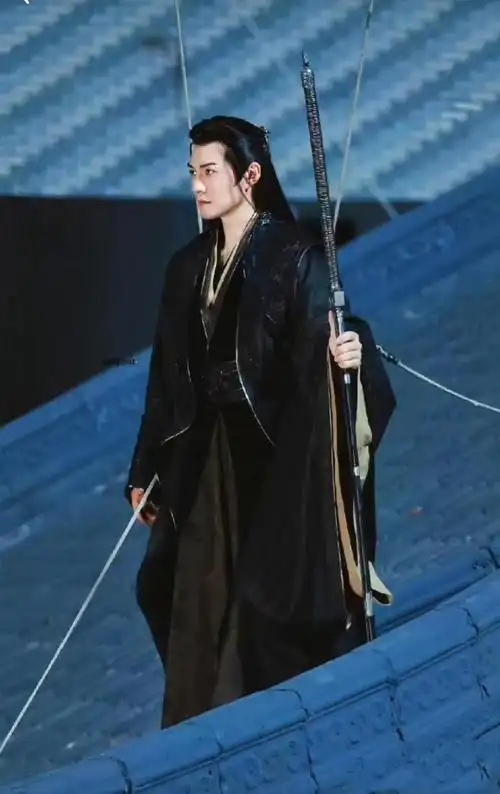 严屹宽古装 赏心悦目