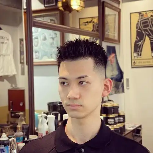 男士发型别乱剪 最帅还是周边铲短- 东财资讯网