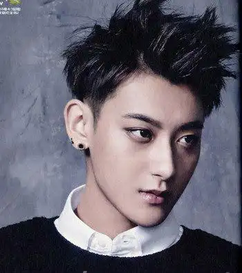 男生无刘海短发发型推荐 比比哪款更帅气