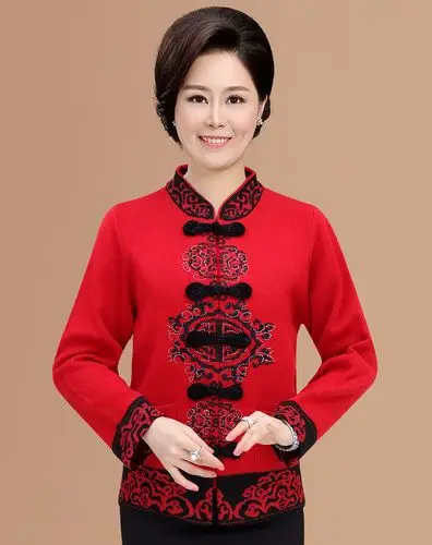 玫红色喜庆唐装盘扣烫钻针织外套