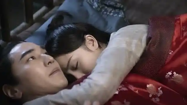 白浅抱着夜华,夜华醒来竟然默许了!