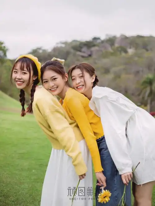 闺蜜写真好姐妹一生一起走