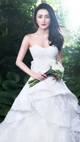 秦岚洁白婚纱写真高清手机壁纸