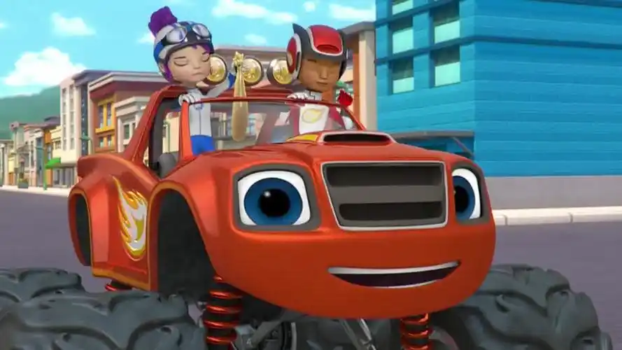 旋风战车队:飙速利用弹弓制造推进力