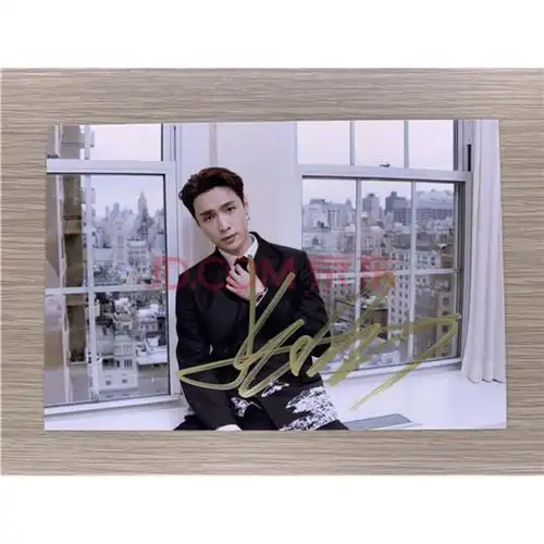 【囧囧】内地exo张艺兴lay亲笔签名照片热门六寸定妆照16款 款式15
