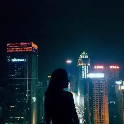 我遇到夏天飘雪,却没遇到你,女生头像图片-回车桌面