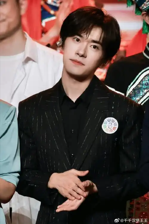 周六喽@tfboys-易烊千玺