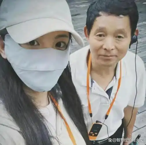 曝杨超越以出身农村为幸,因一事无成还有港湾停留,没背景有人帮