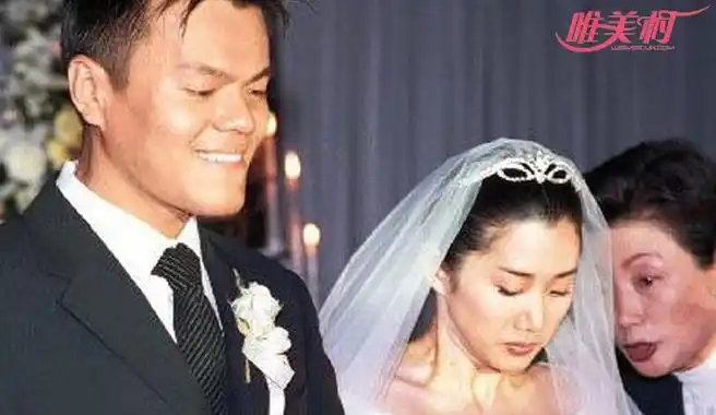 朴振英,朴振英老婆,徐伊静