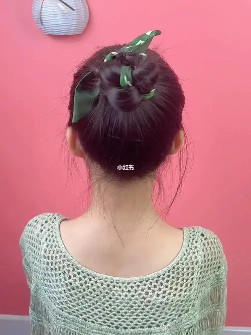 陪你长大,你陪我变老781578157815#发型教程  #编发教程