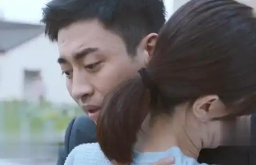 《少年派》蒋煜文回国,和裴音上演姐弟恋,裴音开启第二春