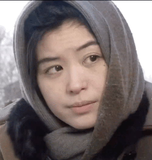 伍咏薇在《银狐》里的这颗痣点的好绝啊